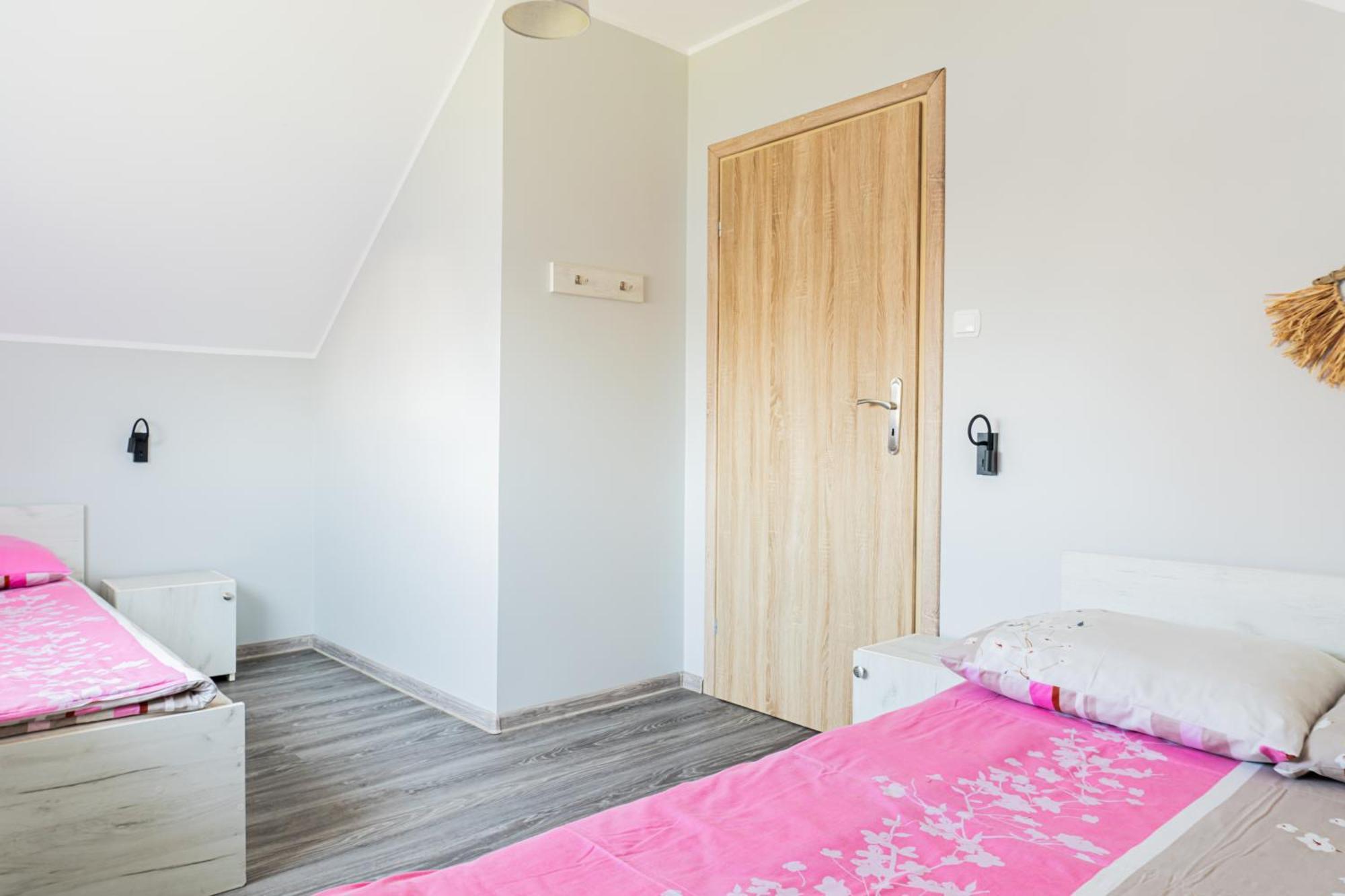 Domki I Apartamenty Kacper- Swietna Lokalizacja Blisko Plazy Ostrowo  Exterior foto